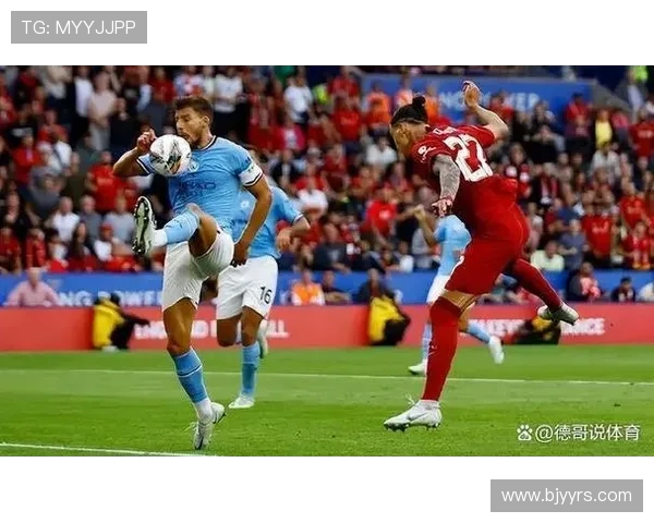 曼城迎战利物浦:顶级对决再度上演,谁能笑到最后?