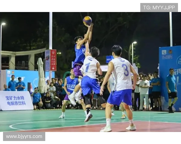 篮球热潮席卷全球青年掀起运动风暴助力健康与团队精神成长