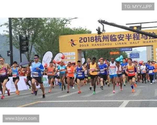 杭州城市马拉松点评：飞盘队在赛事中的精彩表现与状态分析