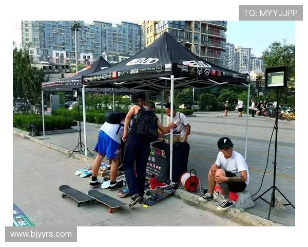 武汉滑板队的速度与激情探索滑板文化的魅力与挑战