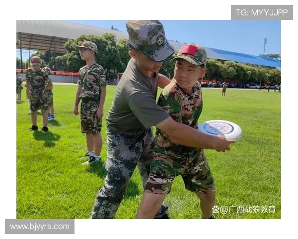 重庆飞盘队创下飞盘耐力新纪录引发广泛关注与热议