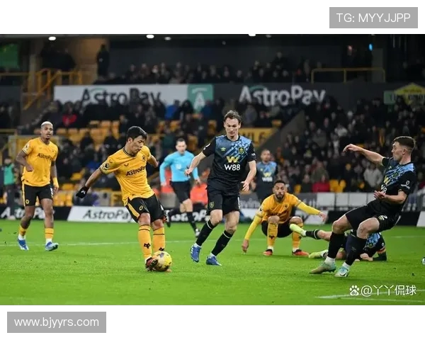 伯恩利与狼队对决数据分析揭示双方实力差距与战术特点