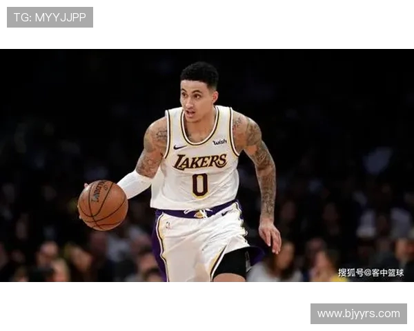 奥斯纳与纽伦堡激战正酣比分悬念引发球迷热议